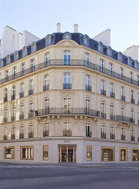 30 Avenue Montaigne: l’indirizzo magico di Dior .